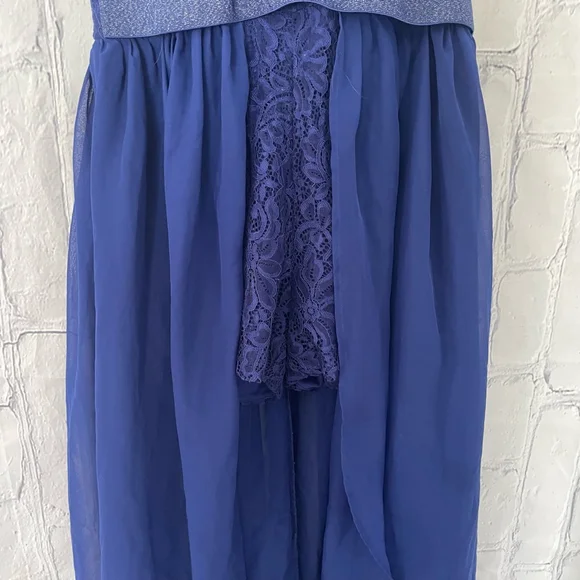 Disney’s d-signed descendants Evie lace romper - Picture 3 of 10